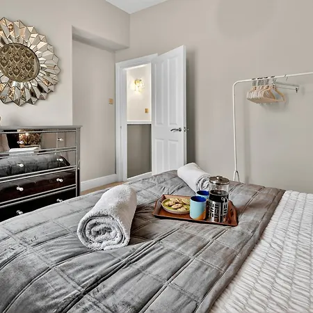 Windsor Jay Nyaraló *